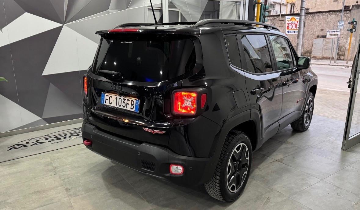 Jeep Renegade 2.0 Mjt 170CV 4WD Active Drive Low Trailhawk