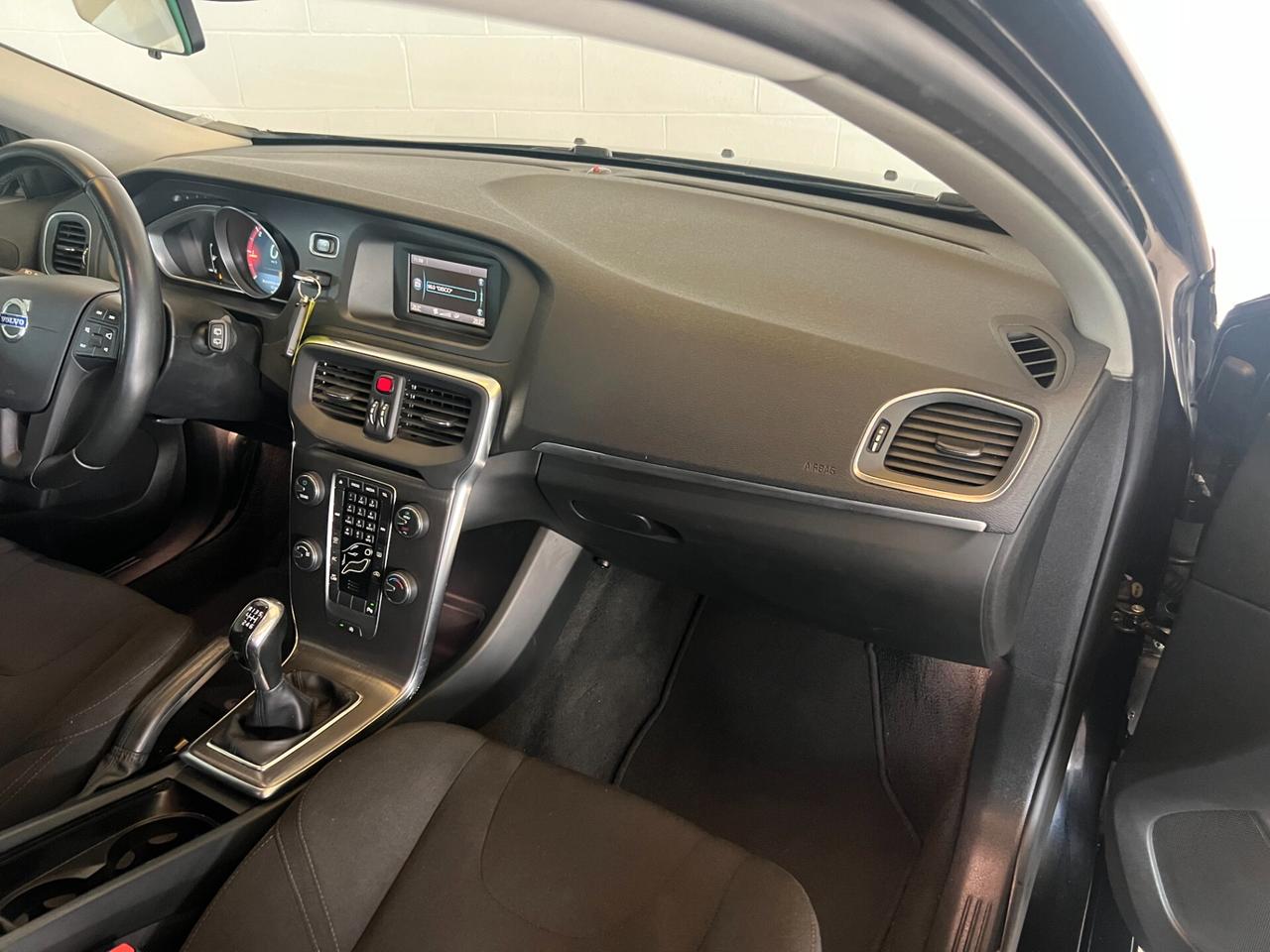 Volvo V40 solo 84.337 km unico proprietario ok neopatentati
