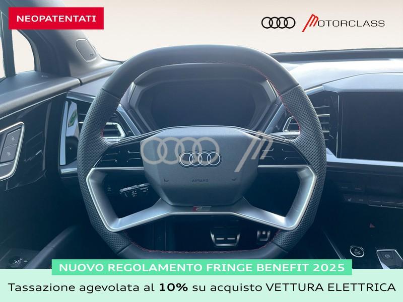 Audi Q4 e-tron 55 s line edition quattro