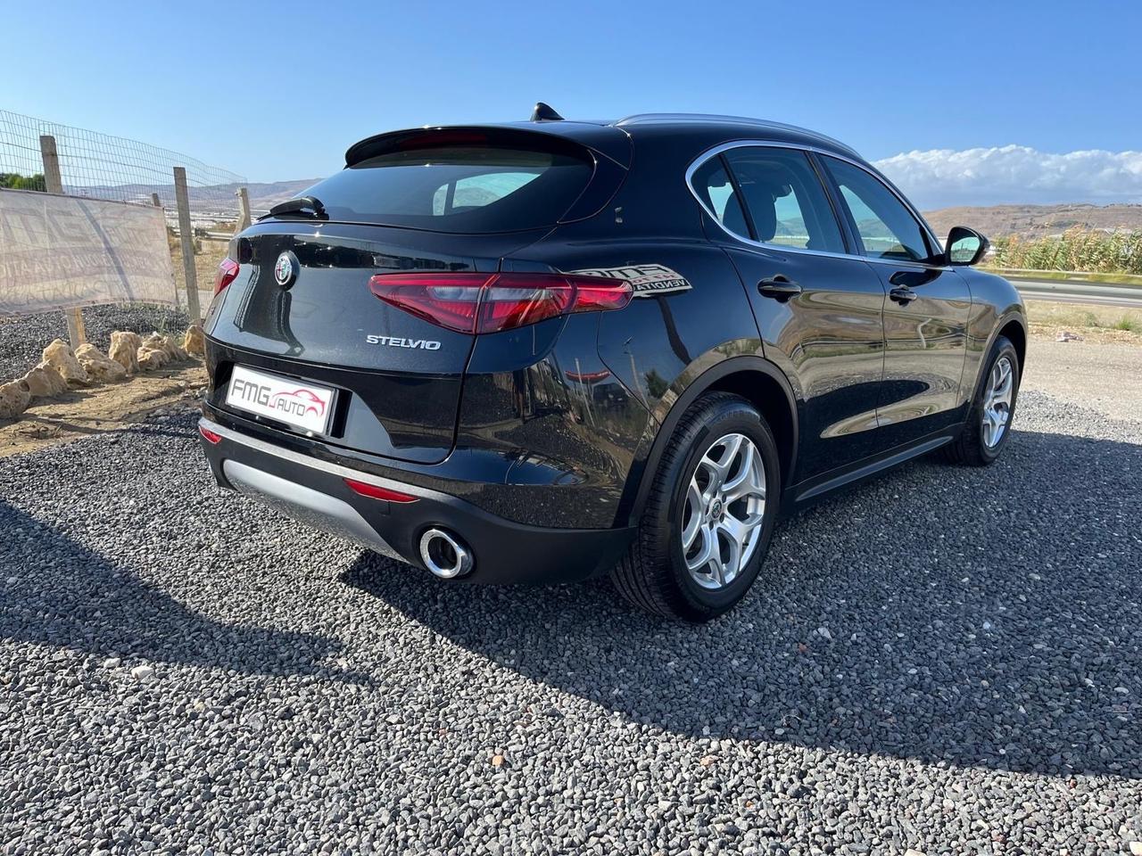 Alfa Romeo Stelvio 2.2 Turbodiesel 190 CV AT8 Q4 Business