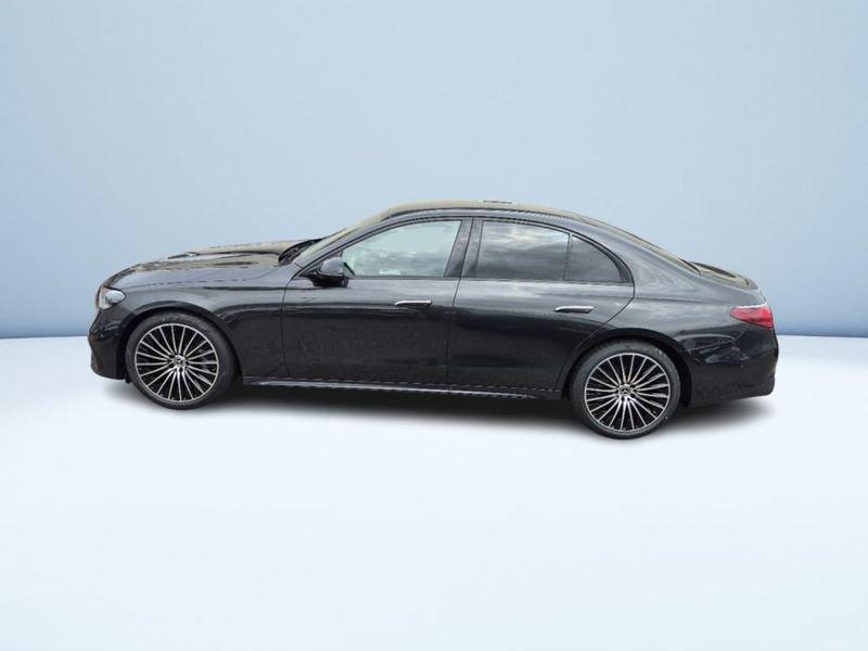 Mercedes-Benz Classe E 220d Berlina AMG Line Premium