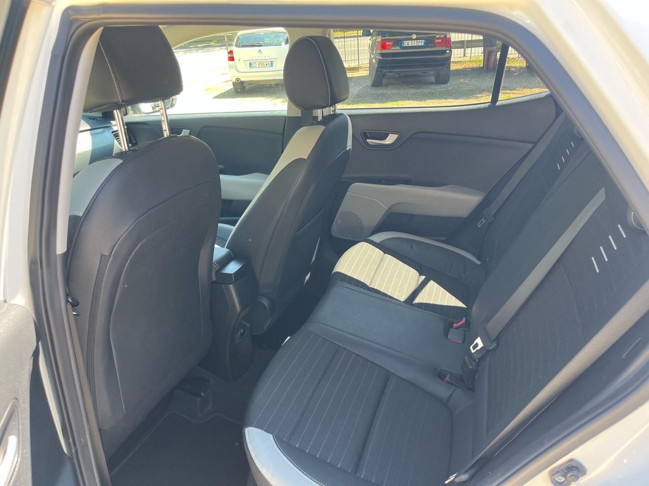 Kia Stonic 1.6 CRDi 110 CV Energy