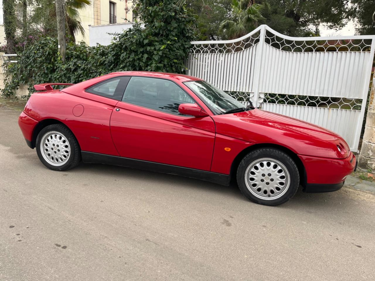 Alfa Romeo GTV 2.0i 16V Twin Spark cat