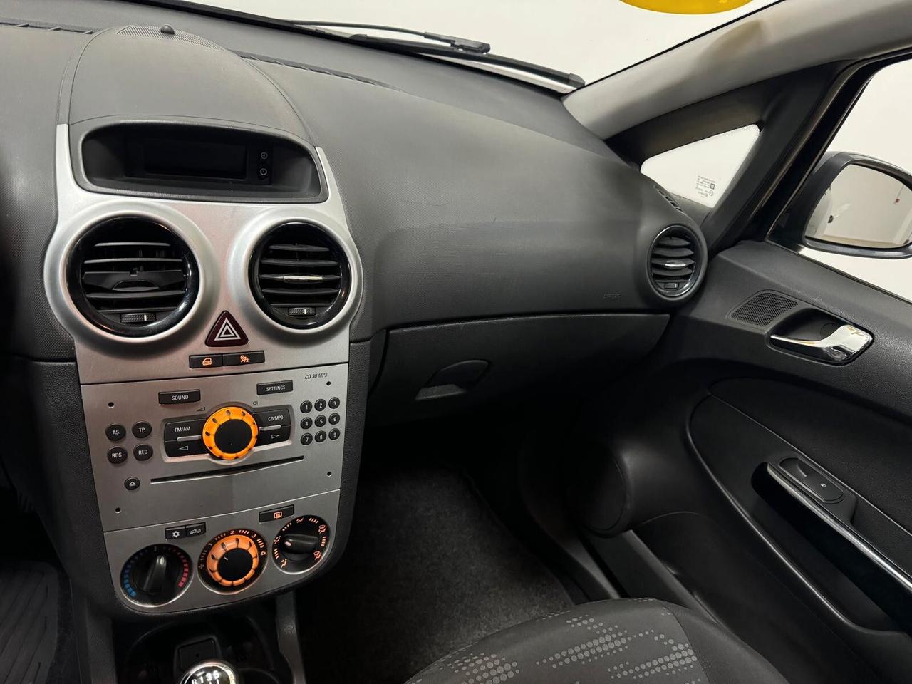 Opel Corsa 1.2 85CV 5 porte GPL