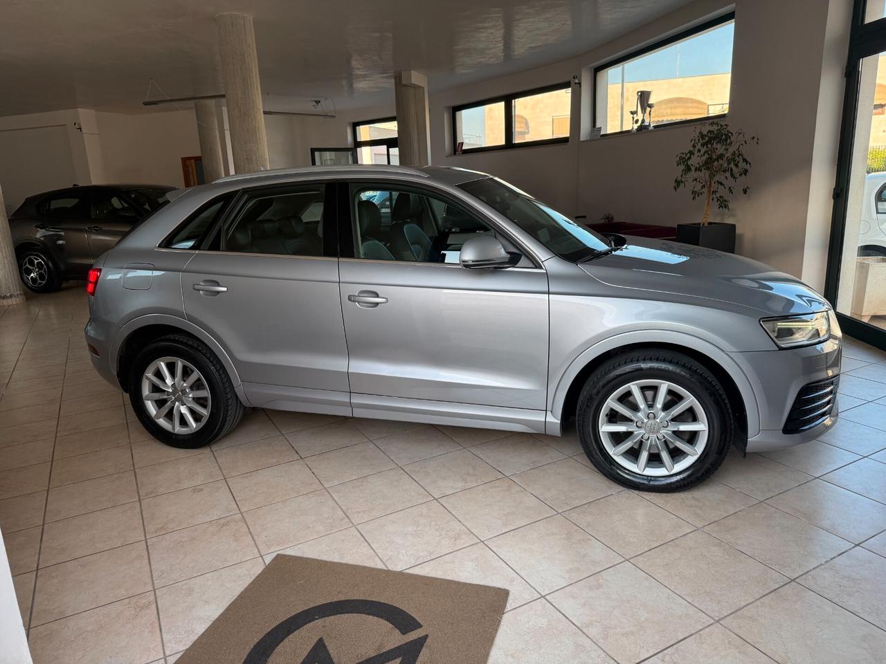 Audi Q3 2.0 TDI 150 CV Business F1 Pelle FullLed Navi Ambient