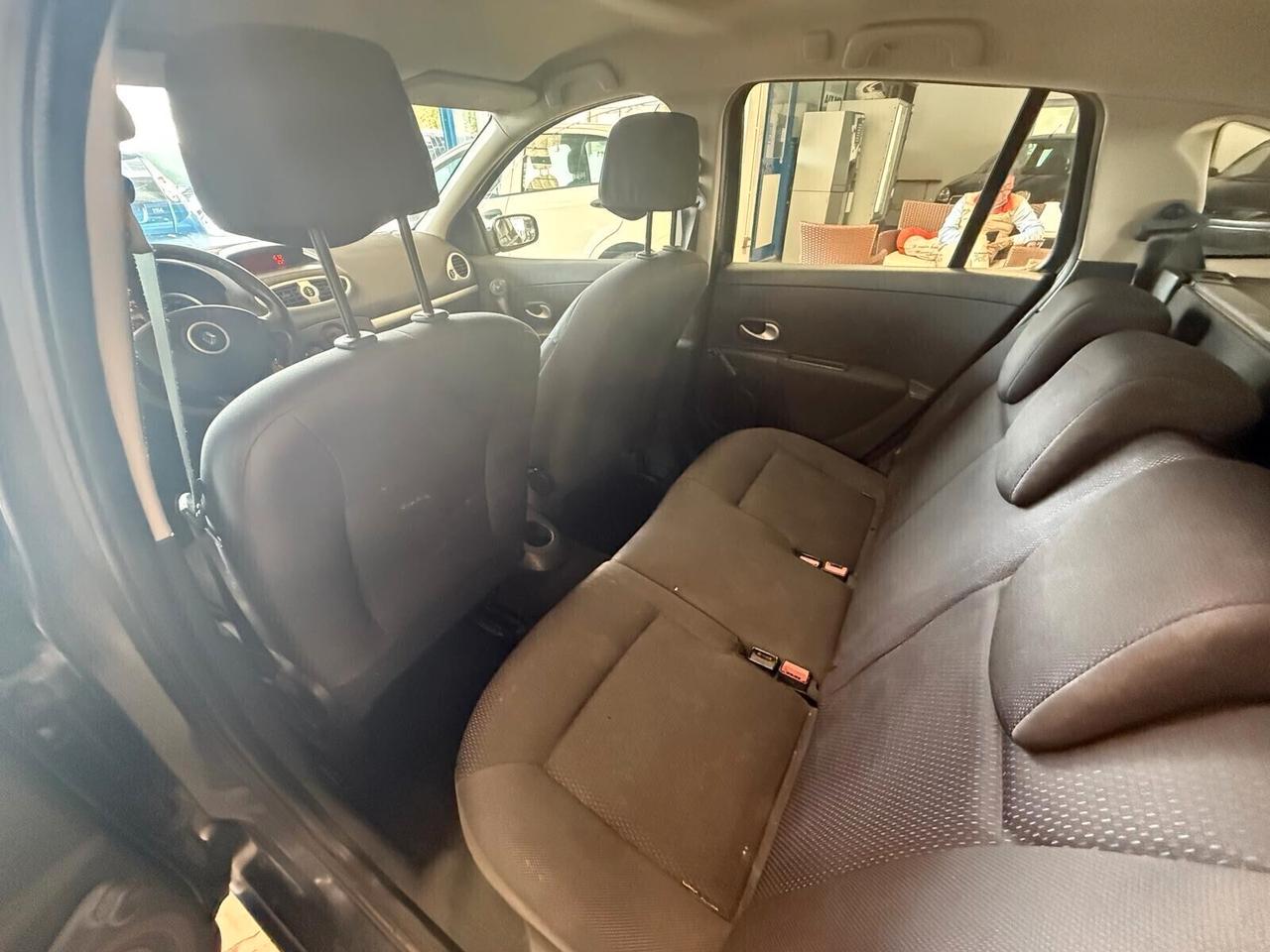 Renault Clio 1.2 16V SporTour GPL