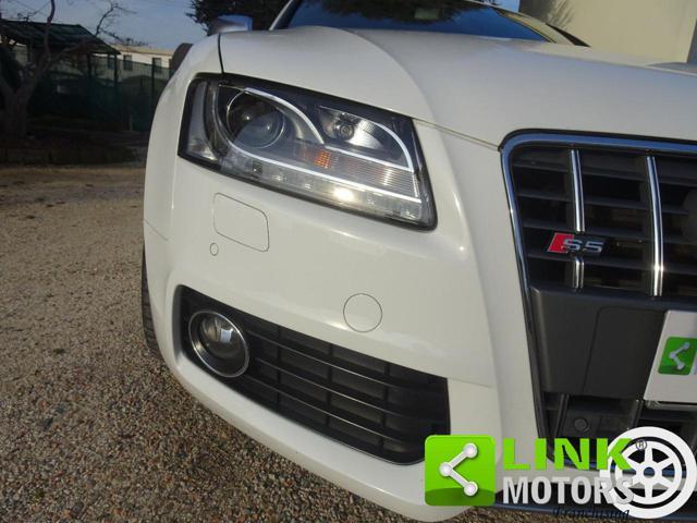 AUDI S5 4.2 V8 quattro