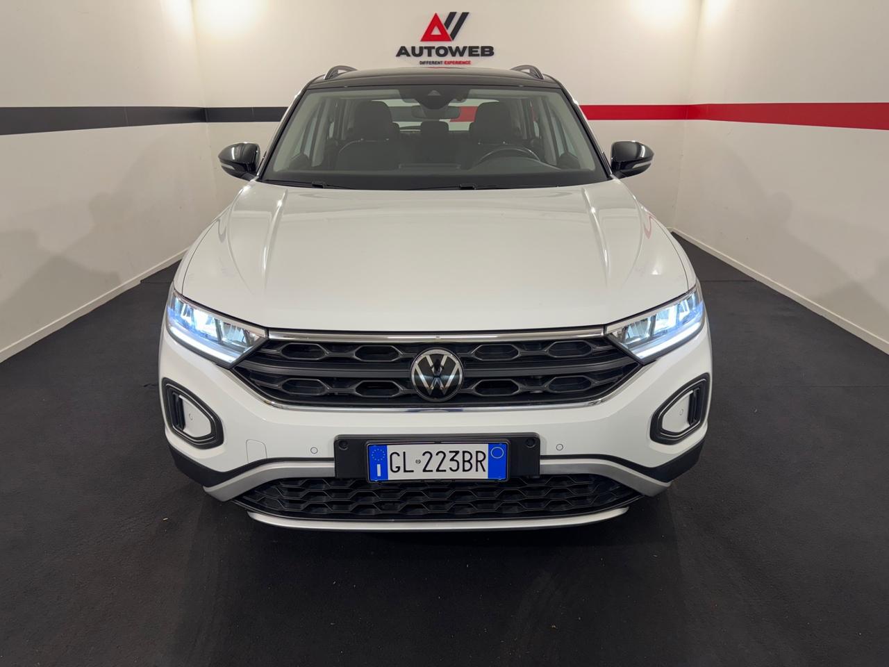Volkswagen T-Roc 1.5 TSI *150 CV*SOLO 59900 KM* tagliandi certificati VOLKSWAGEN