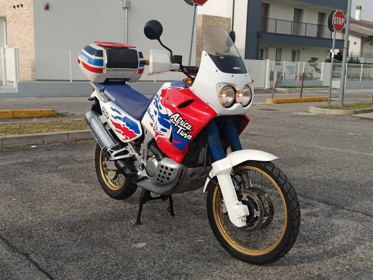 Honda XRV 750 Africa Twin Adventure Sports iscritta ASI