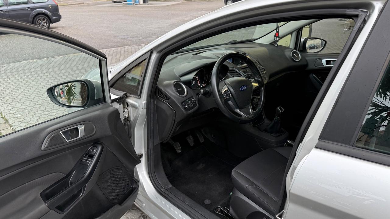 Ford Fiesta 1.4 5p. Bz.- GPL Titanium