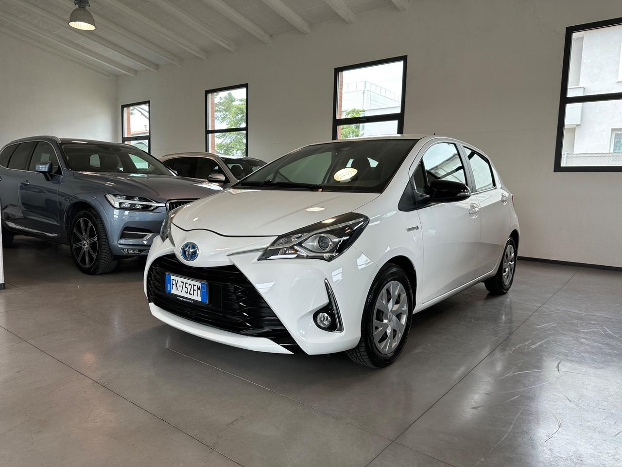 Toyota Yaris 1.5 Hybrid 5 porte Active