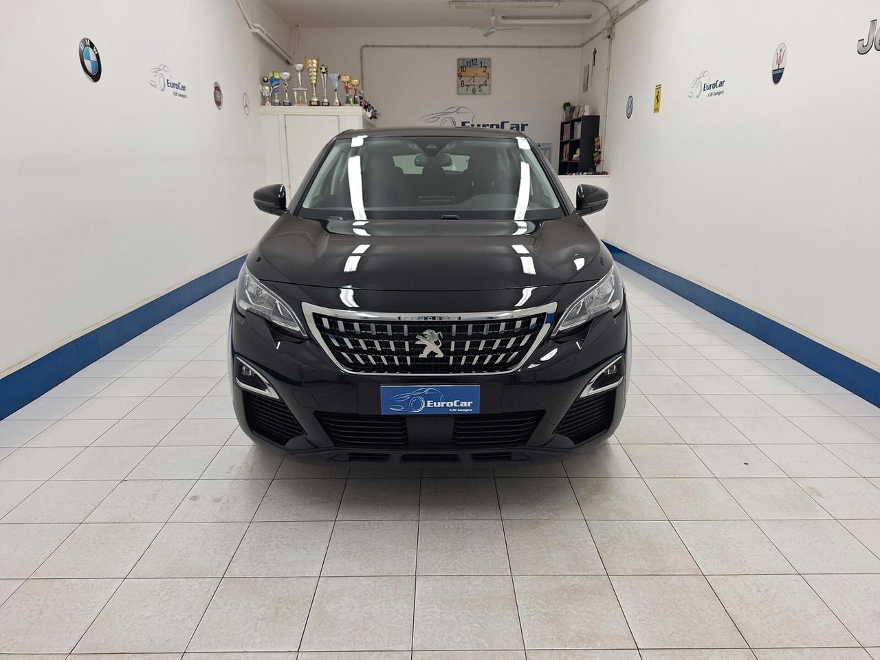 Peugeot 3008 Business 1.5 BlueHDi 130cv