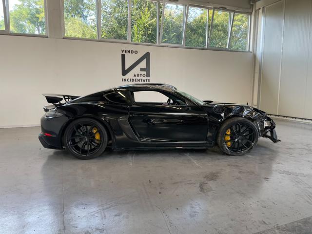 PORSCHE 718 CAYMAN 4.0 GT4