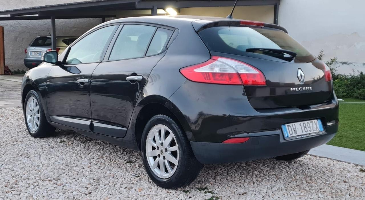 Renault Megane 1.9 dCi 130CV Dynamique