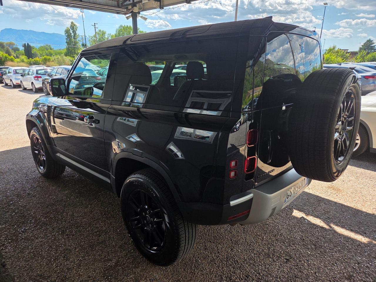Land Rover Defender Auto X-Dynamic SE 37.000KM!!