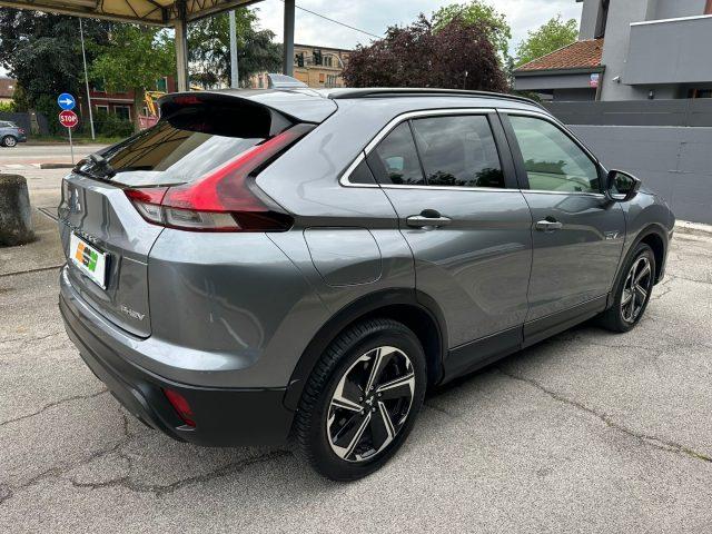 MITSUBISHI Eclipse Cross 2.4 MIVEC 4WD PHEV (plug in) Intense
