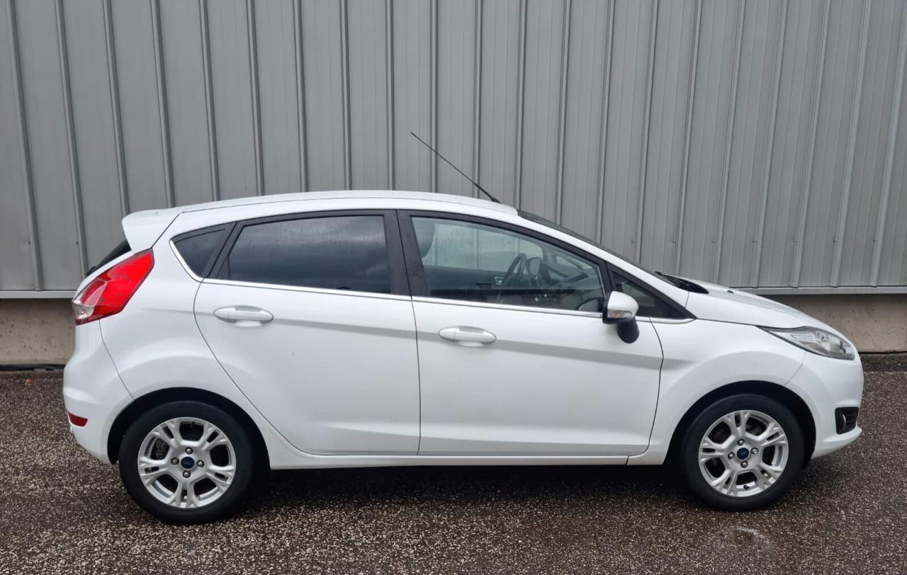 Ford Fiesta 1.0 80CV 5 porte Titanium