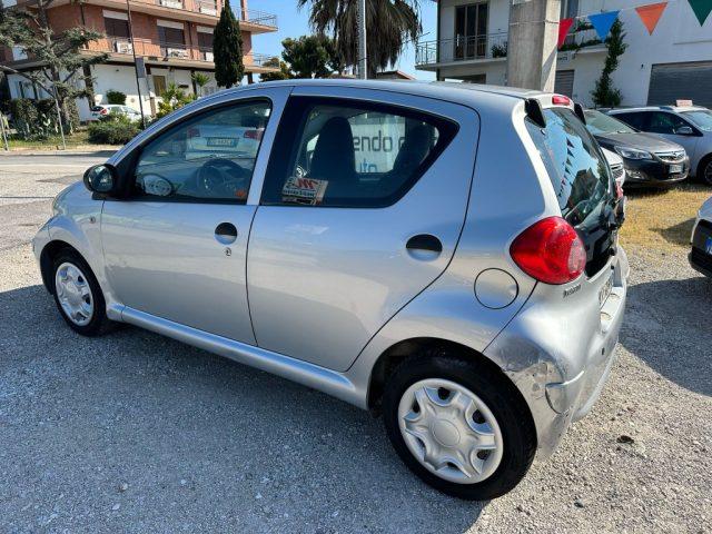 TOYOTA Aygo 1.0 12V VVT-i 5 porte