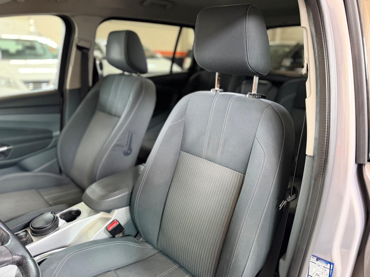 Ford C-Max 1.6 TDCi 115CV Titanium 7 POSTI