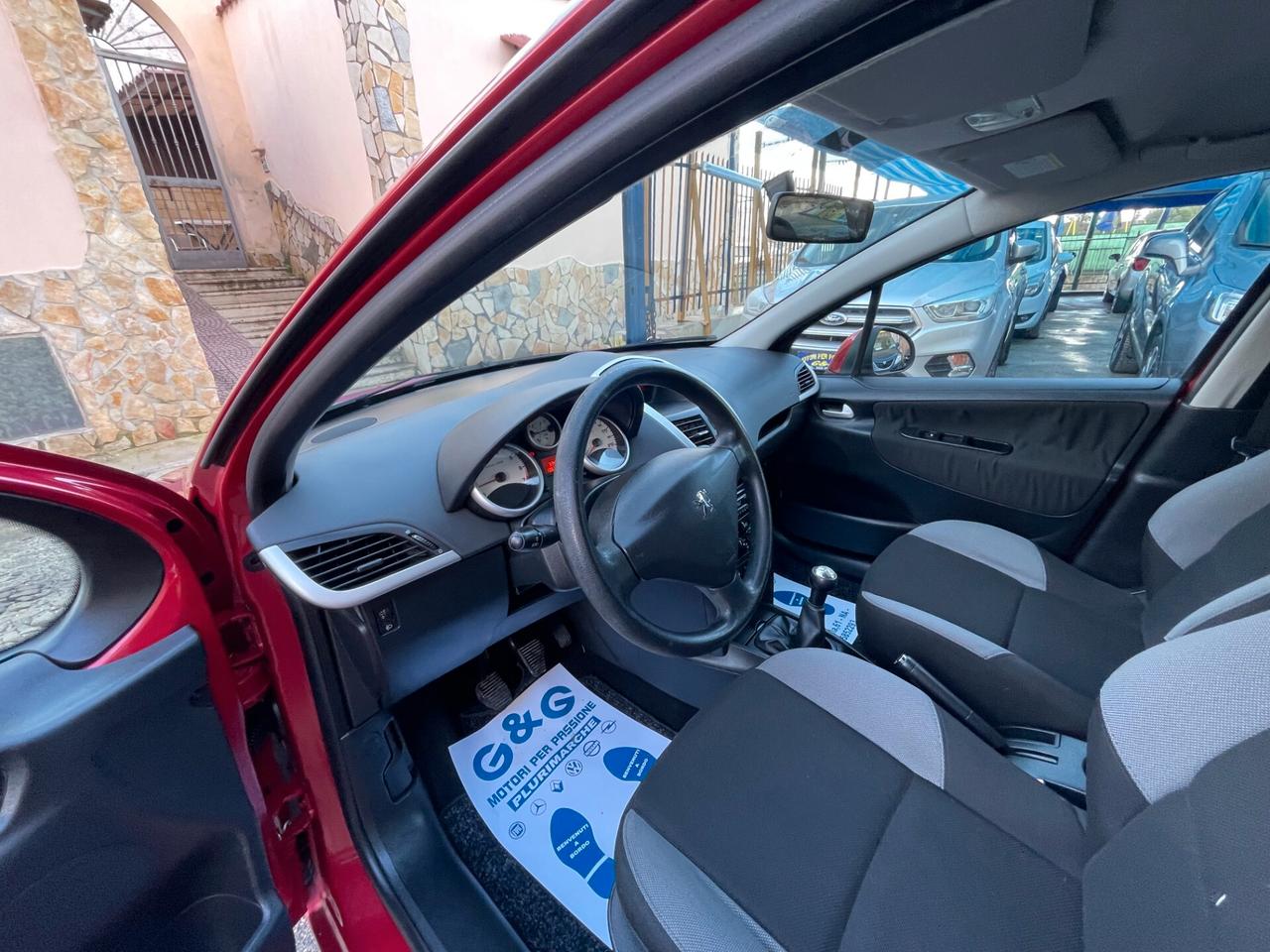 Peugeot 207 1.4 88CV 5p. XT GPL