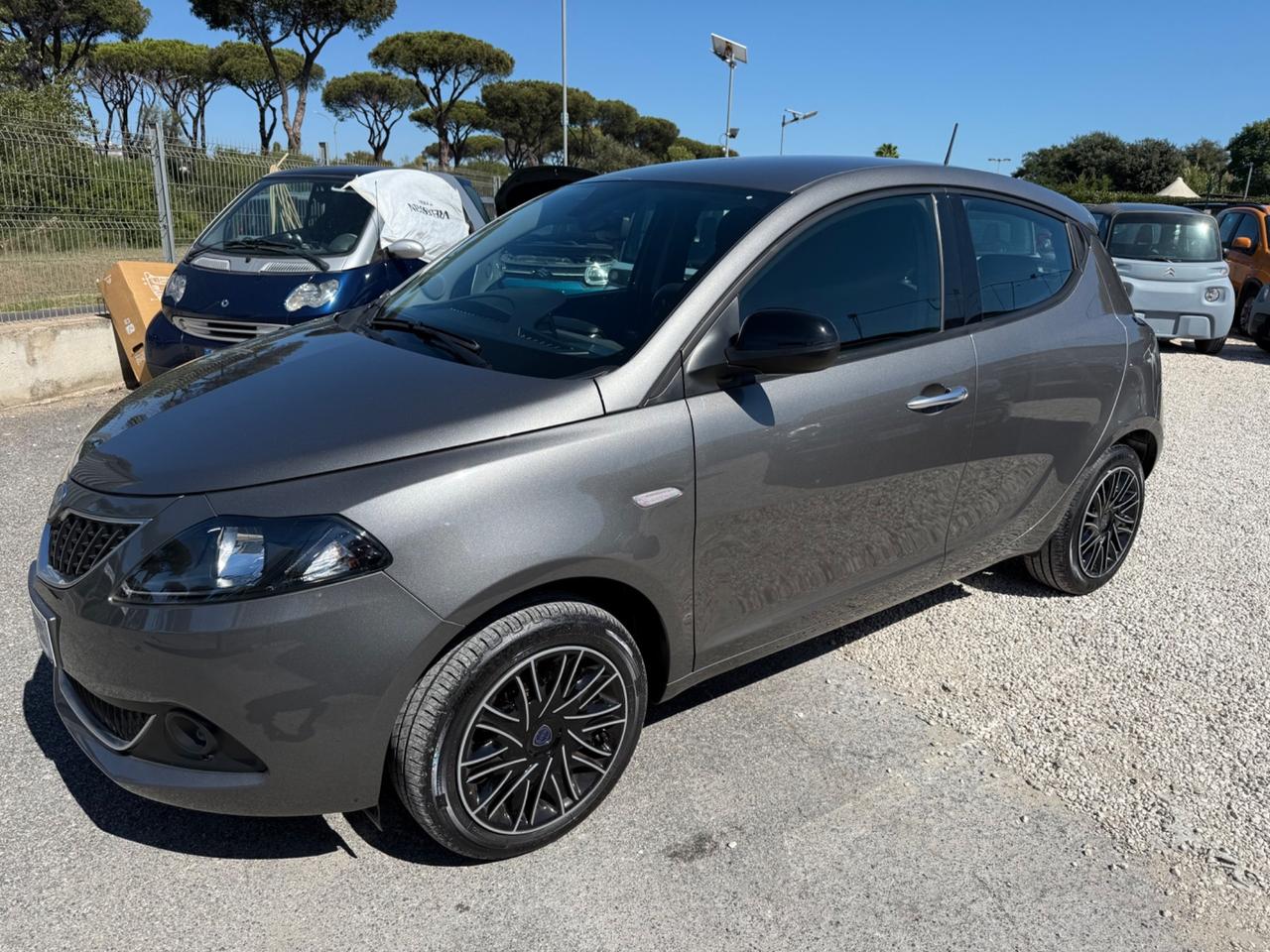 Lancia Ypsilon 1.0 FireFly 5 porte S&S Hybrid Ecochic Gold