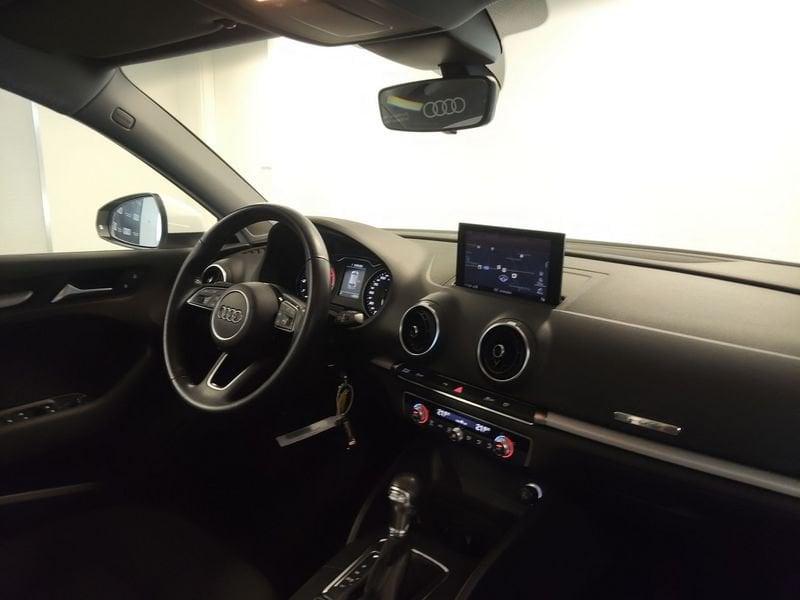 Audi A3 A3 Sportback 30 1.5 g-tron Admired 131cv s-tronic