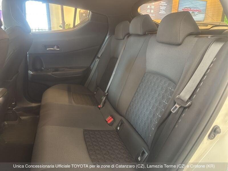 Toyota C-HR 2.0 Hybrid E-CVT Comfort