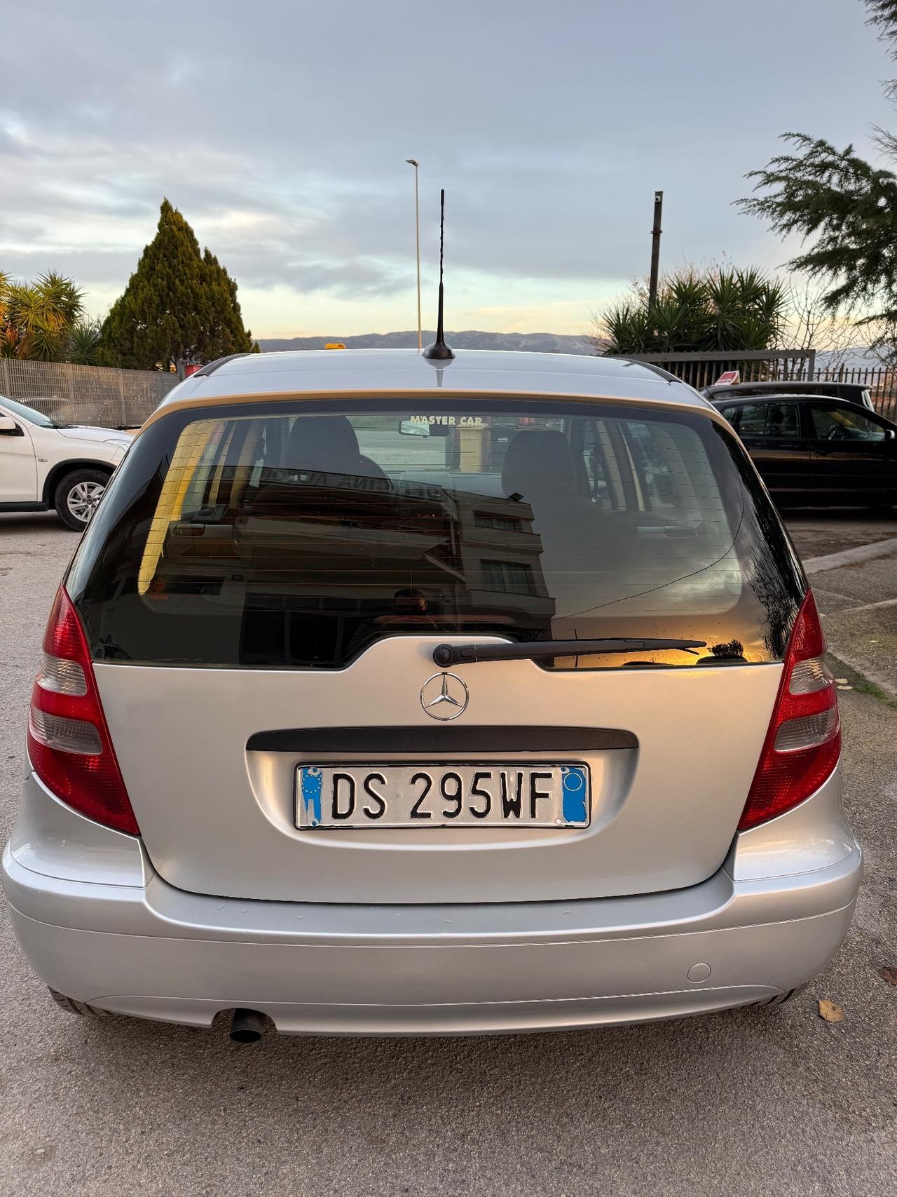 Mercedes-benz A 180 160 CDI Elegance