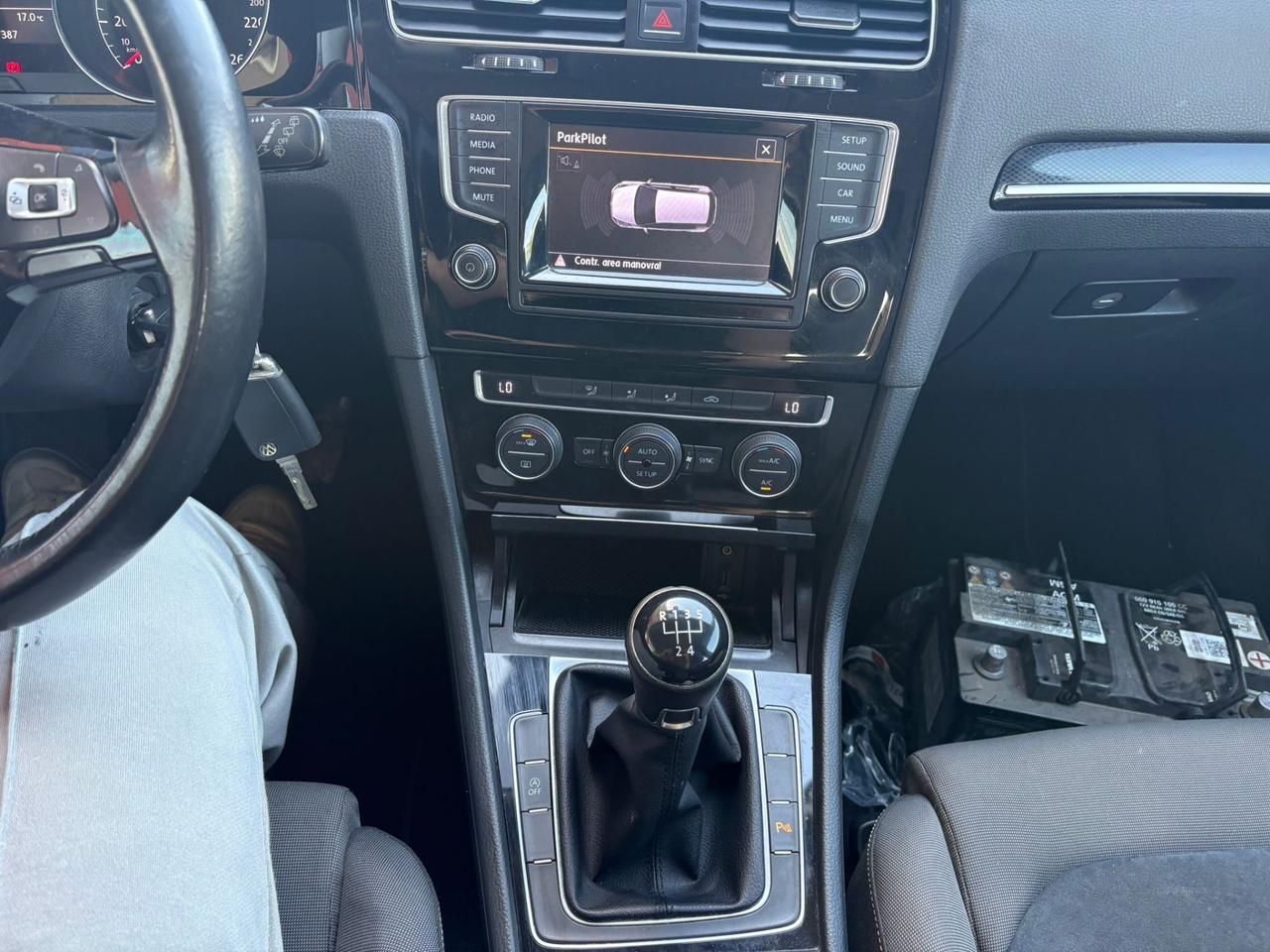 Volkswagen Golf Business 1.6 TDI 5p. Highline BlueMotion Technology