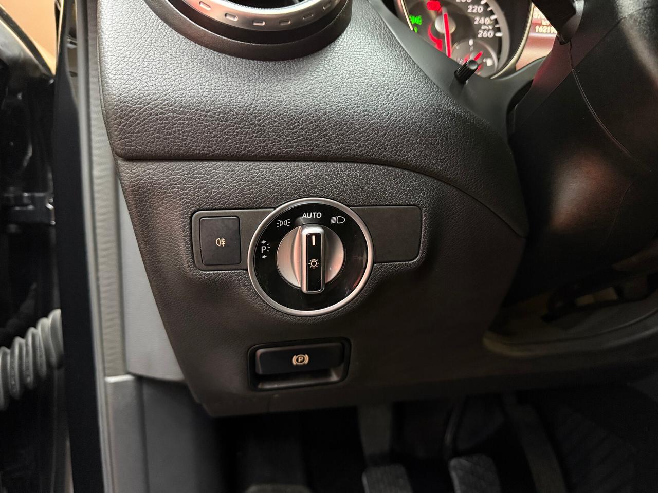 Mercedes-benz GLA 180 d - FABIANOAUTO