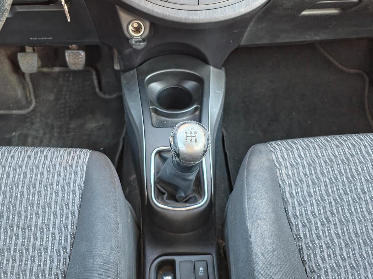 Toyota Yaris 1.0 5 porte Lounge CV-69 E5B Manuale NEO 2014