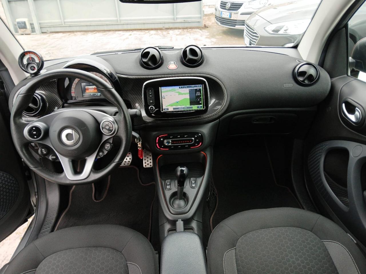 Smart ForTwo EQ cabrio Ushuaïa Brabus