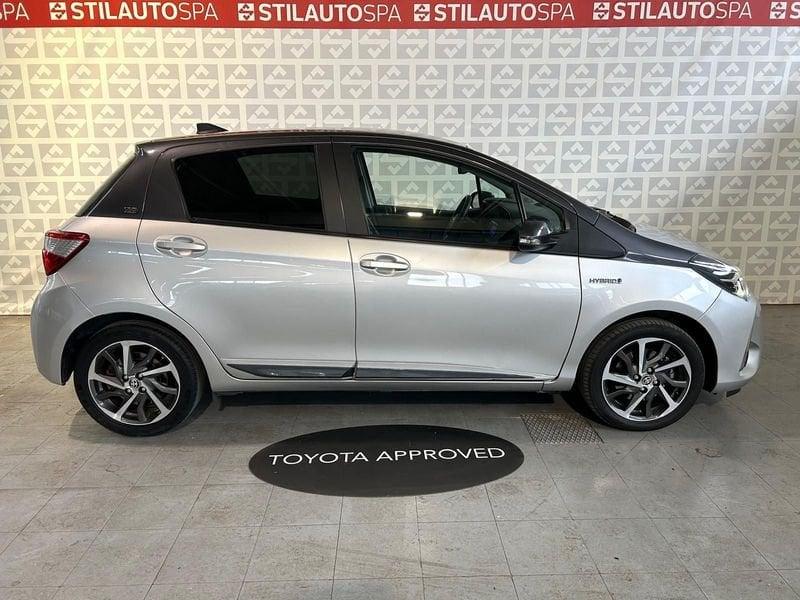 Toyota Yaris 1.5 Hybrid 5 porte Y20 Bitone