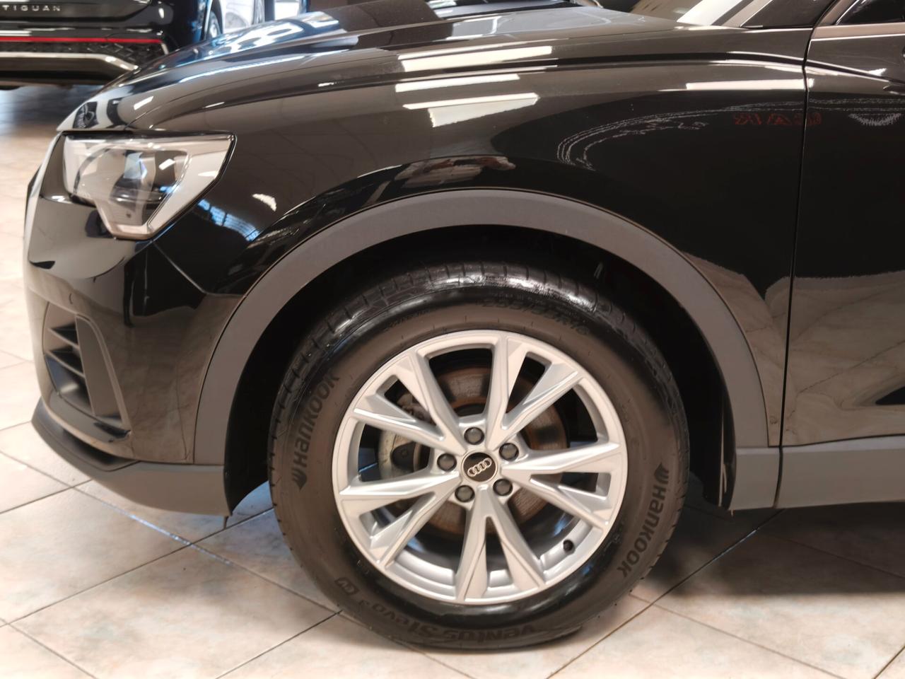 Audi Q3 35 TDI S tronic Business