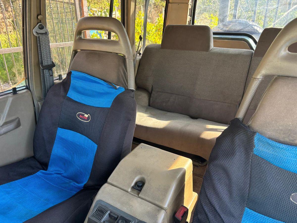 Land Rover Discovery td300 2.5 Tdi 5 porte