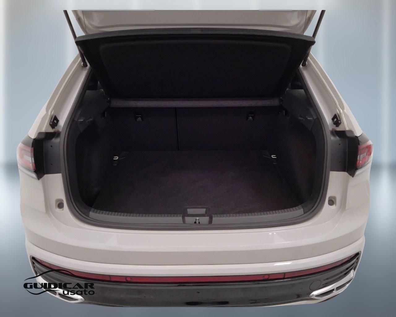 VOLKSWAGEN Taigo - Taigo 1.0 tsi R-Line 110cv dsg