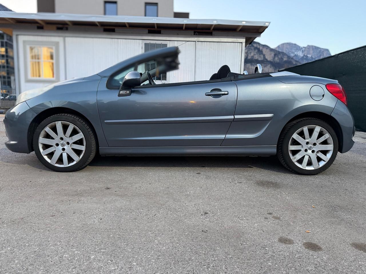 Peugeot 207 1.6 VTi 120CV CABRIOLET NEOPATENTATI OK