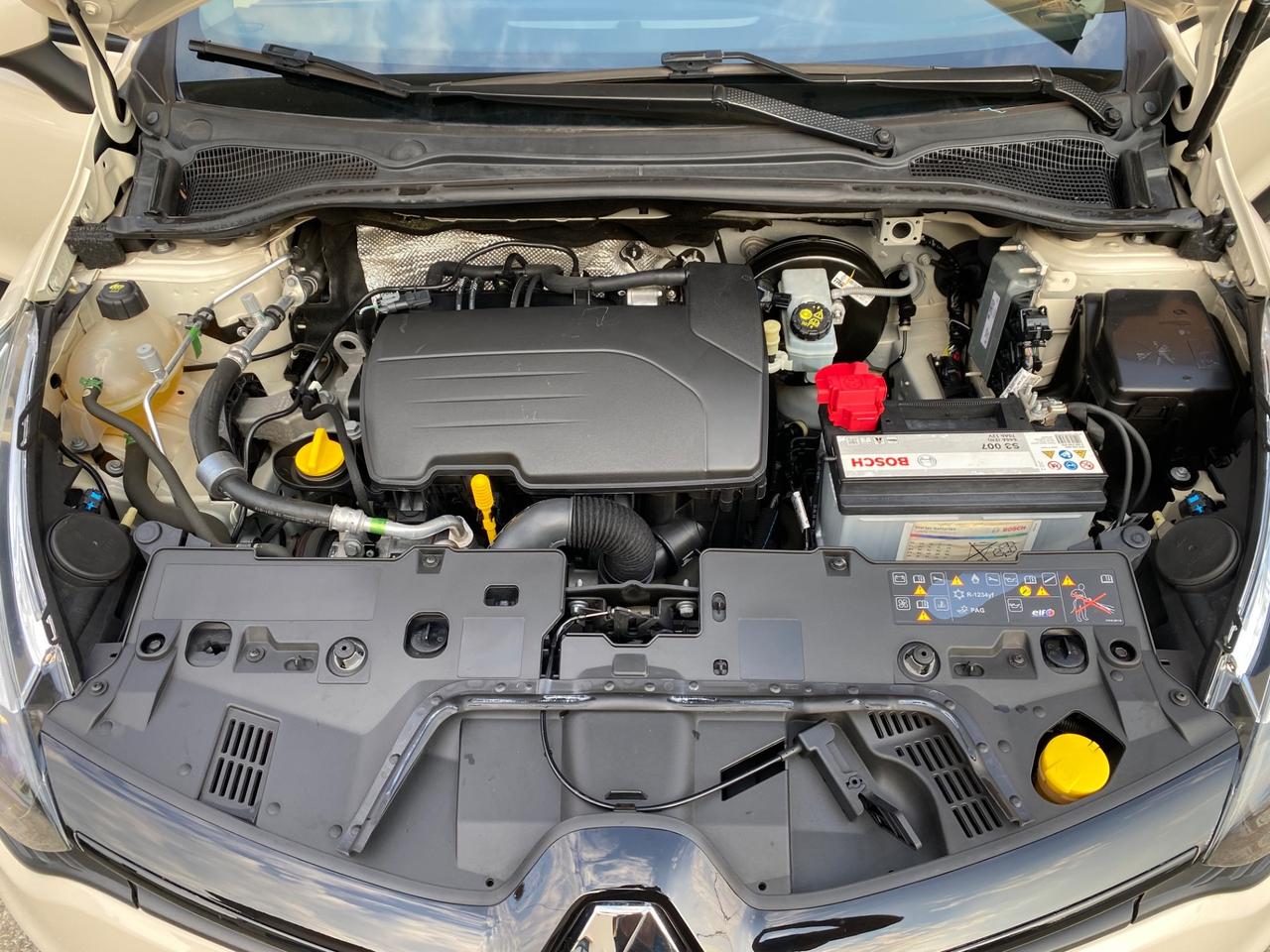 Renault Clio 1.2 75CV 5 porte Life NEOPATENTATI!!!