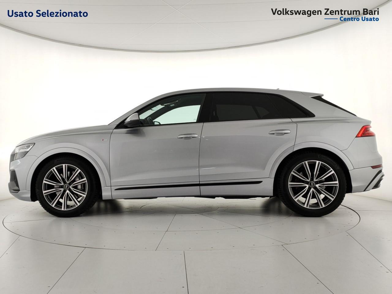 Audi Q8 50 3.0 tdi mhev quattro tiptronic
