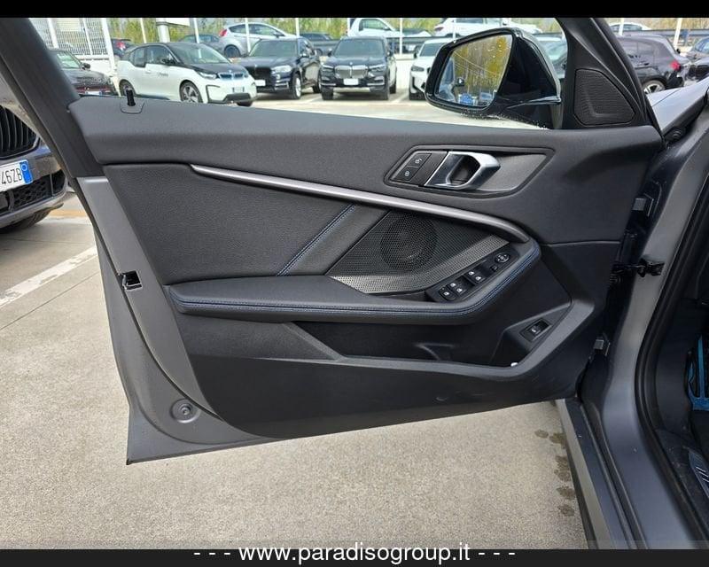 BMW Serie 1 5 PORTE - F40 M135i xDrive 5 P.