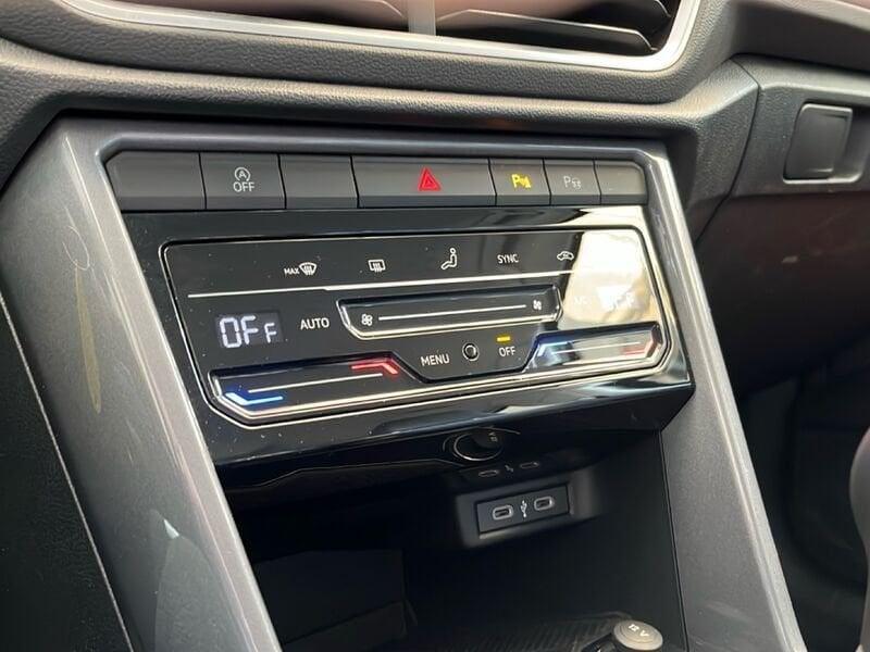 Volkswagen T-Roc 1.0 TSI Style * PROMO *