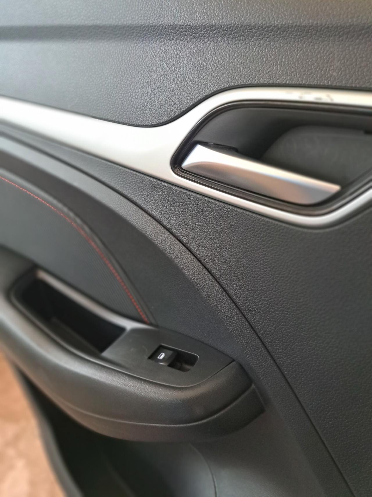 Mg ZS 1.0T-GDI Luxury