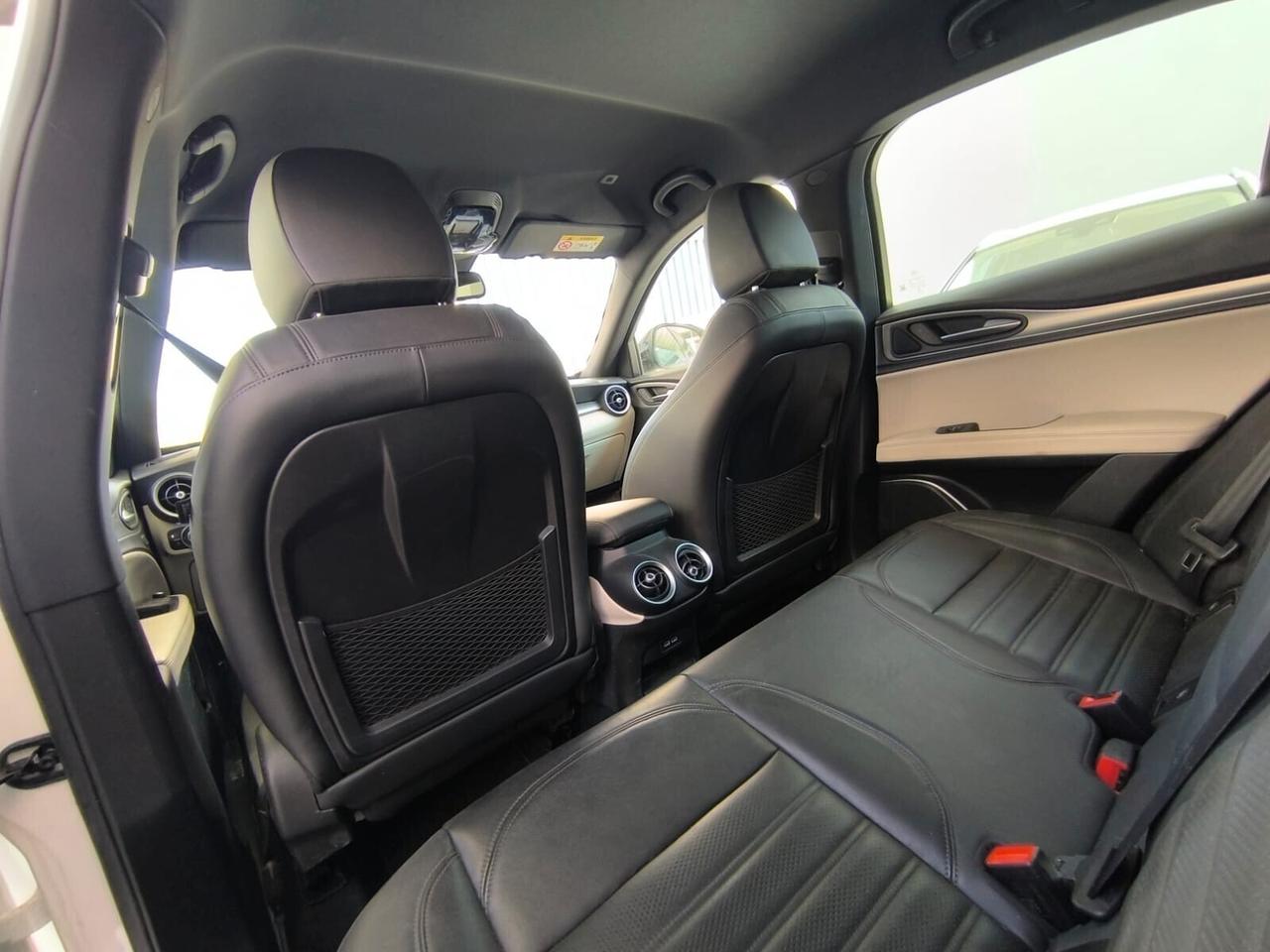 Alfa Romeo Stelvio 2.2CC 210CV AT8 Q4 Veloce 2020