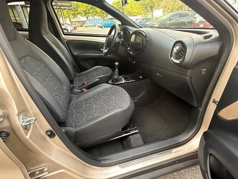 Toyota Aygo X Aygo X 1.0 VVT-i 72 CV 5 porte Lounge