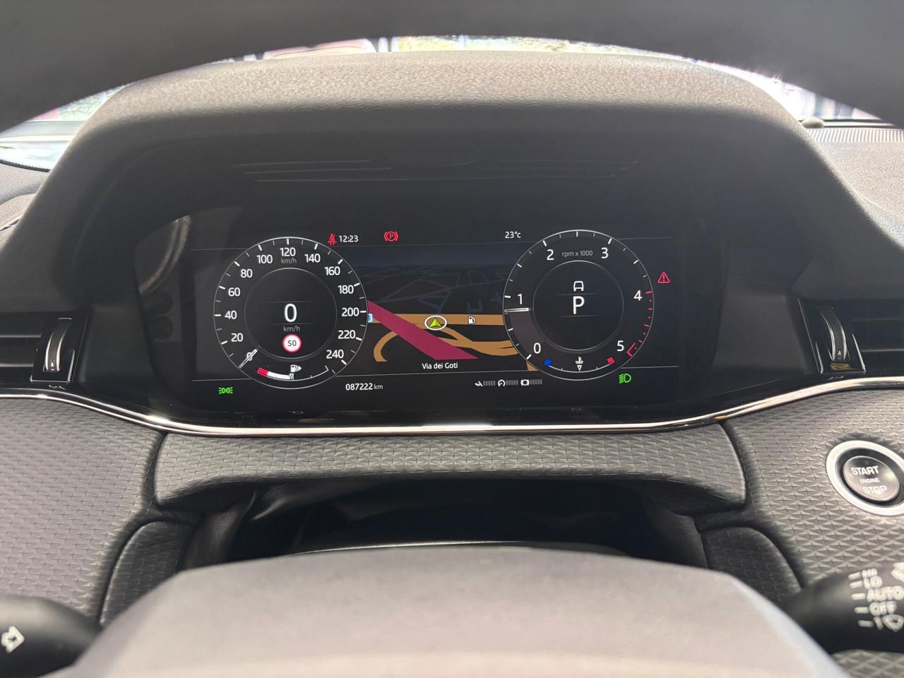 LAND ROVER RANGE ROVER EVOQUE R-DYNAMIC D180 S