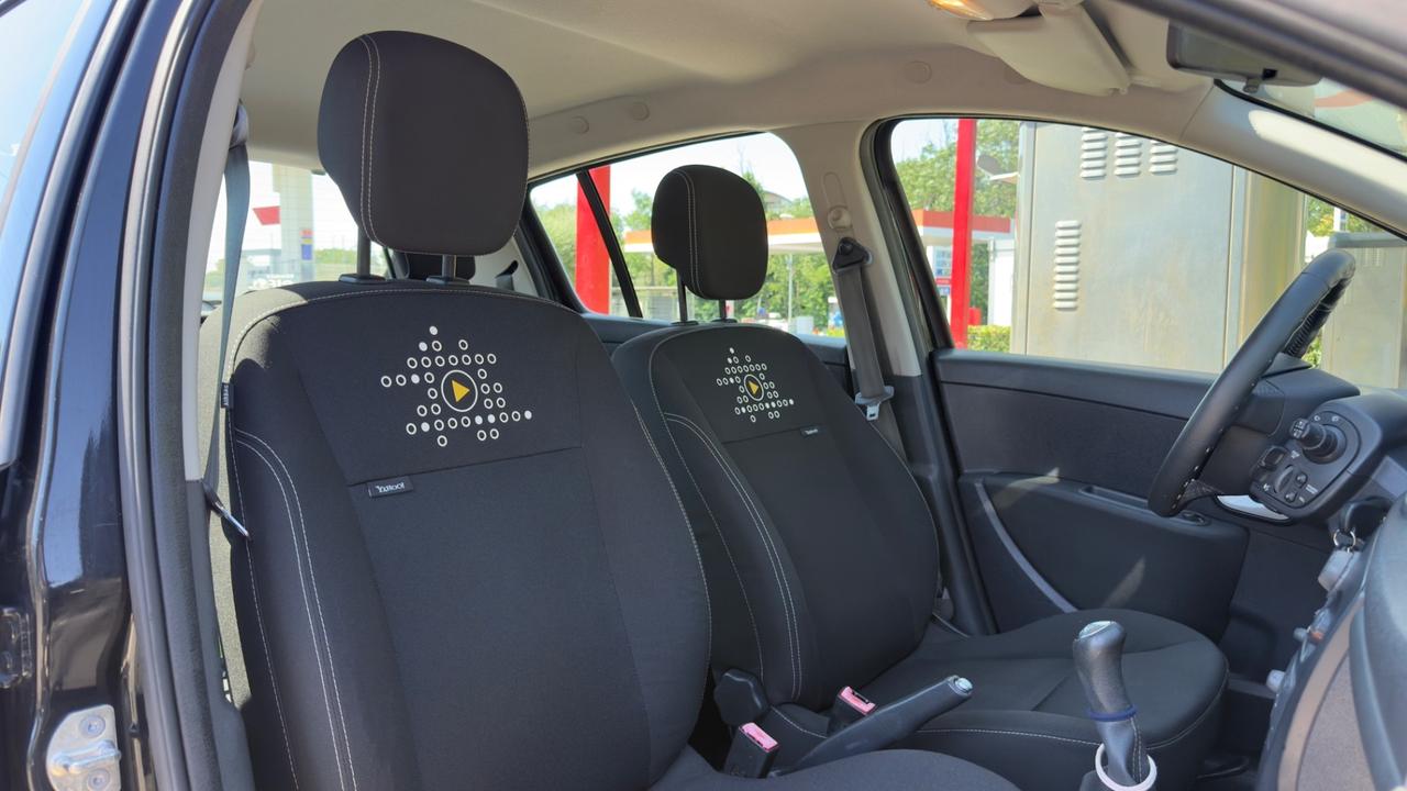Renault Clio 1.2 16V 5 porte GPL Yahoo! 2012