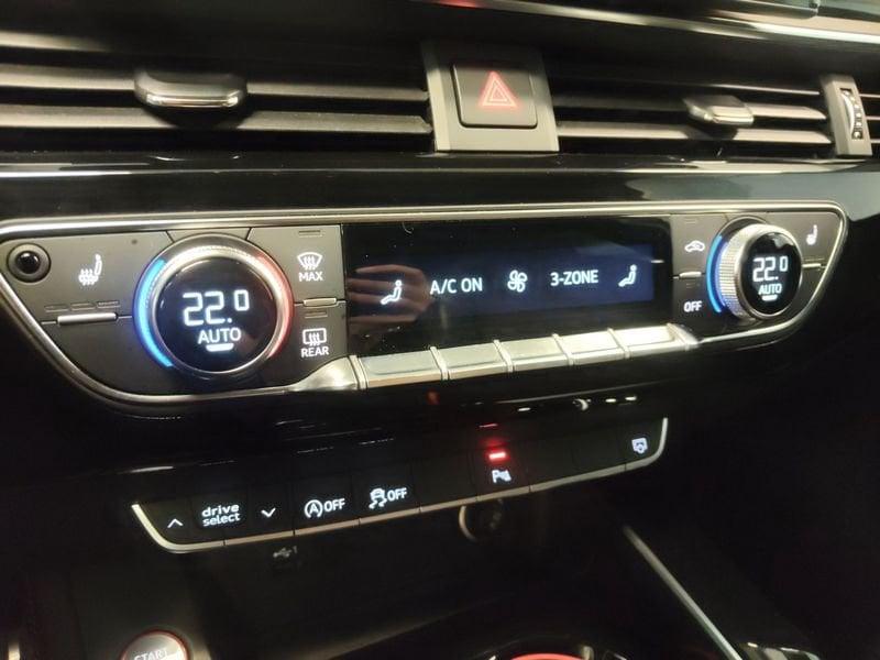 Audi RS4 RS4 2.9 TFSI tiptronc quattro Avant