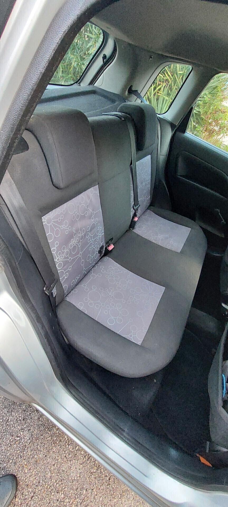 FIESTA 1,4 DIESEL 70 CV X NEOPATENTATI LEGA GOMME NUOVISSIME IMPECCABILE