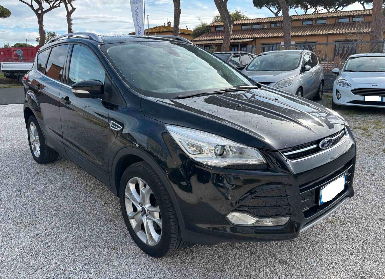 Ford Kuga 2.0 TDCI 150 CV S&S 4WD Powershift Titanium