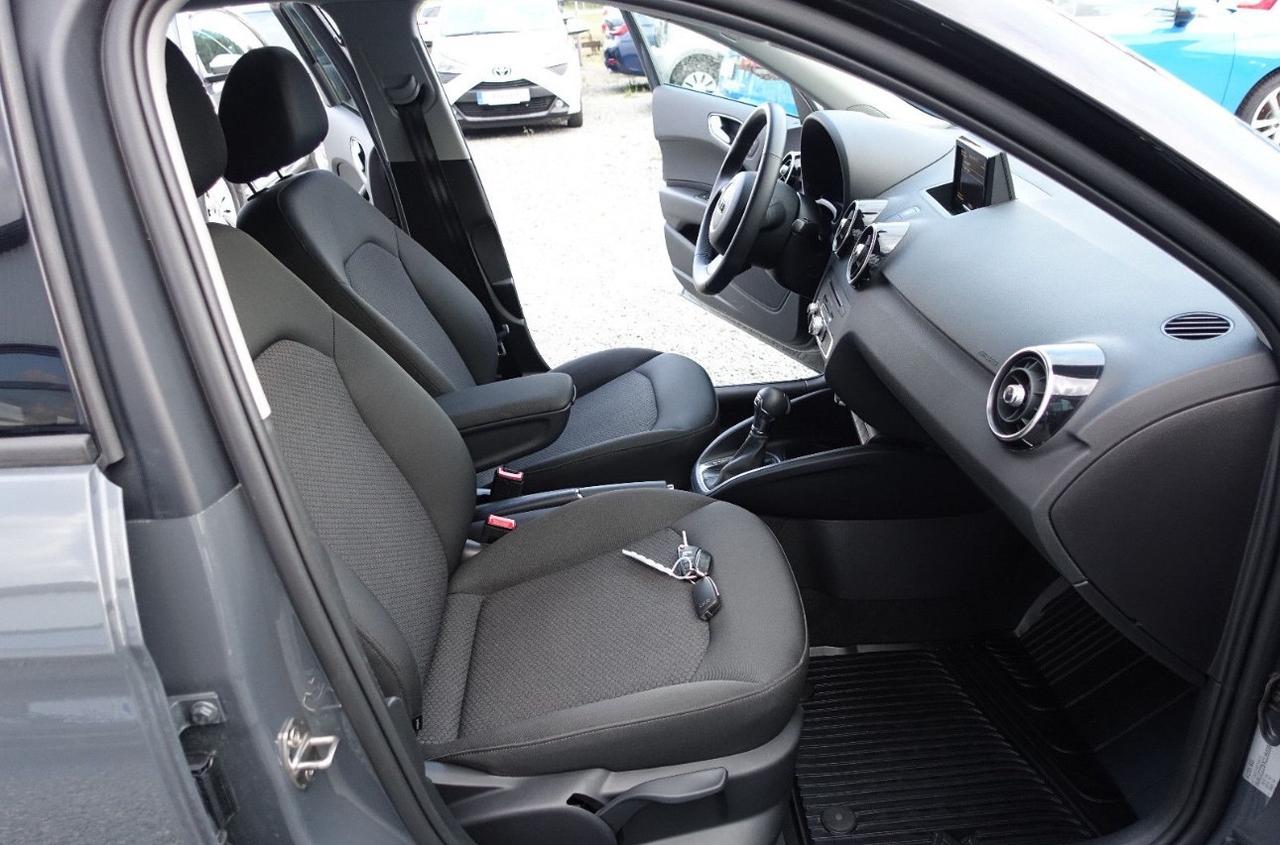 Audi A1 1.0 TFSI ultra S tronic S-Line Sline
